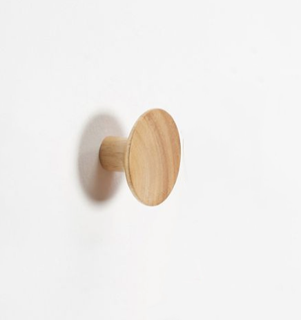 Botton Shaped Natural Wood Wall Hooks