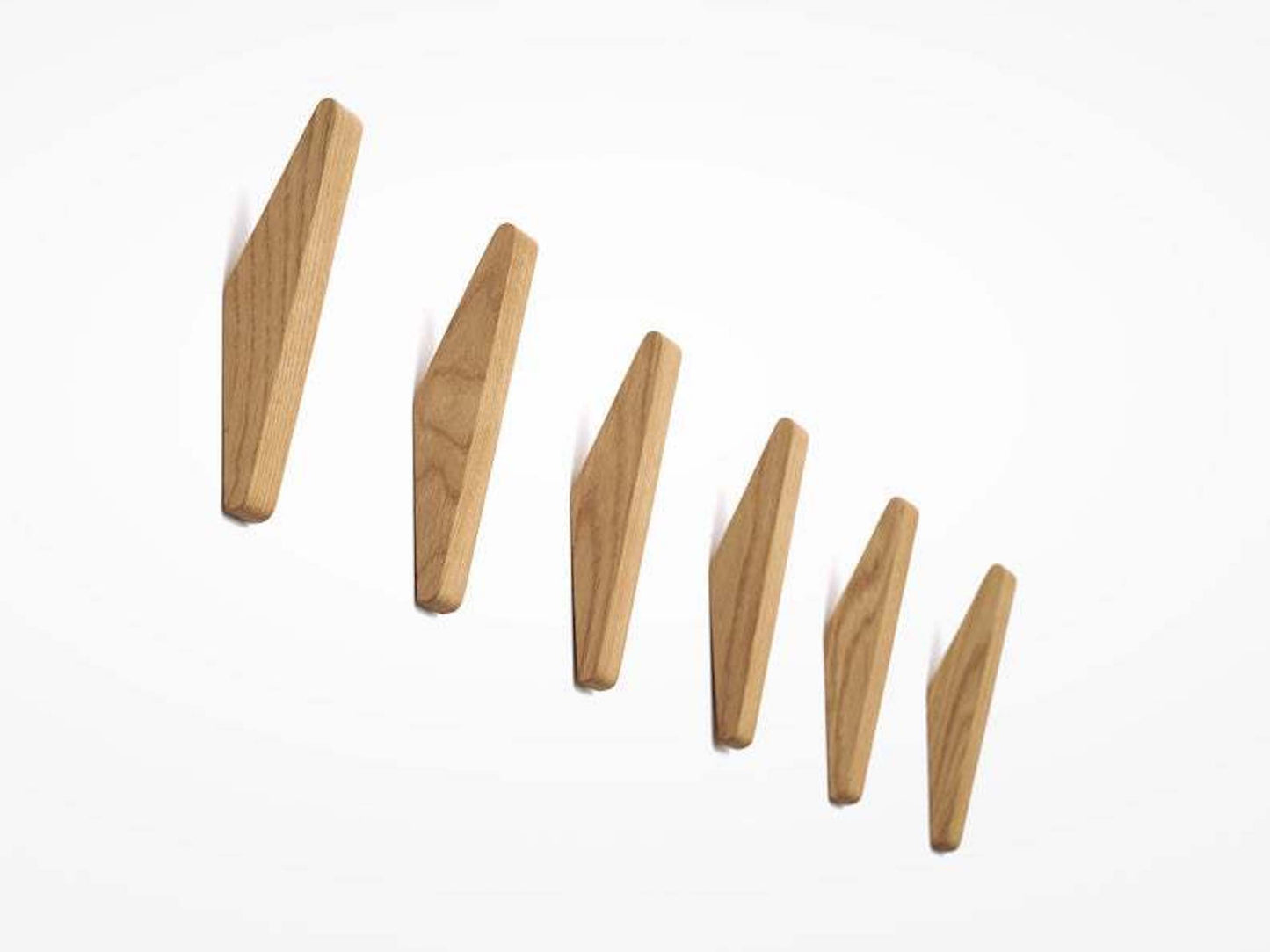 4-pc Natural Wood Wall Hooks