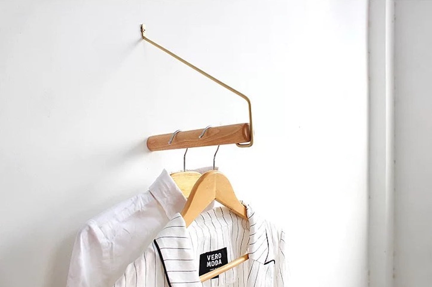 Brass/Wood Wall Mounted Modern Clothes Rack